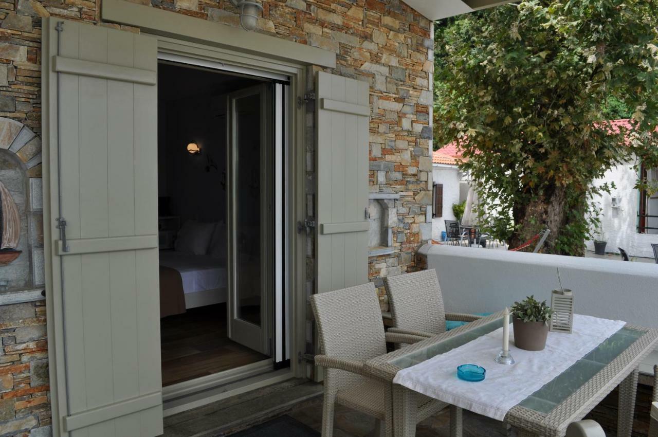 Studios Yalos Chorefton Exterior photo